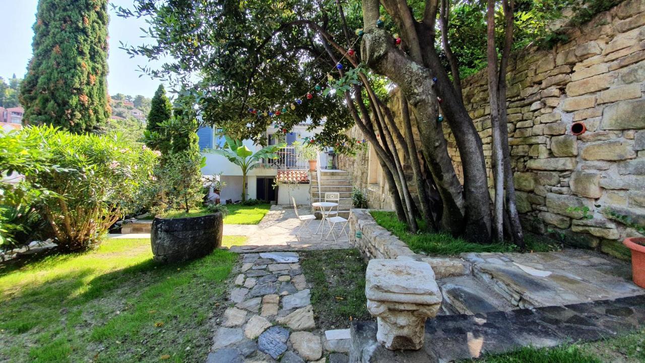 דירות Secret Garden Of פיראן מראה חיצוני תמונה