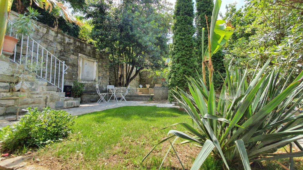 דירות Secret Garden Of פיראן מראה חיצוני תמונה