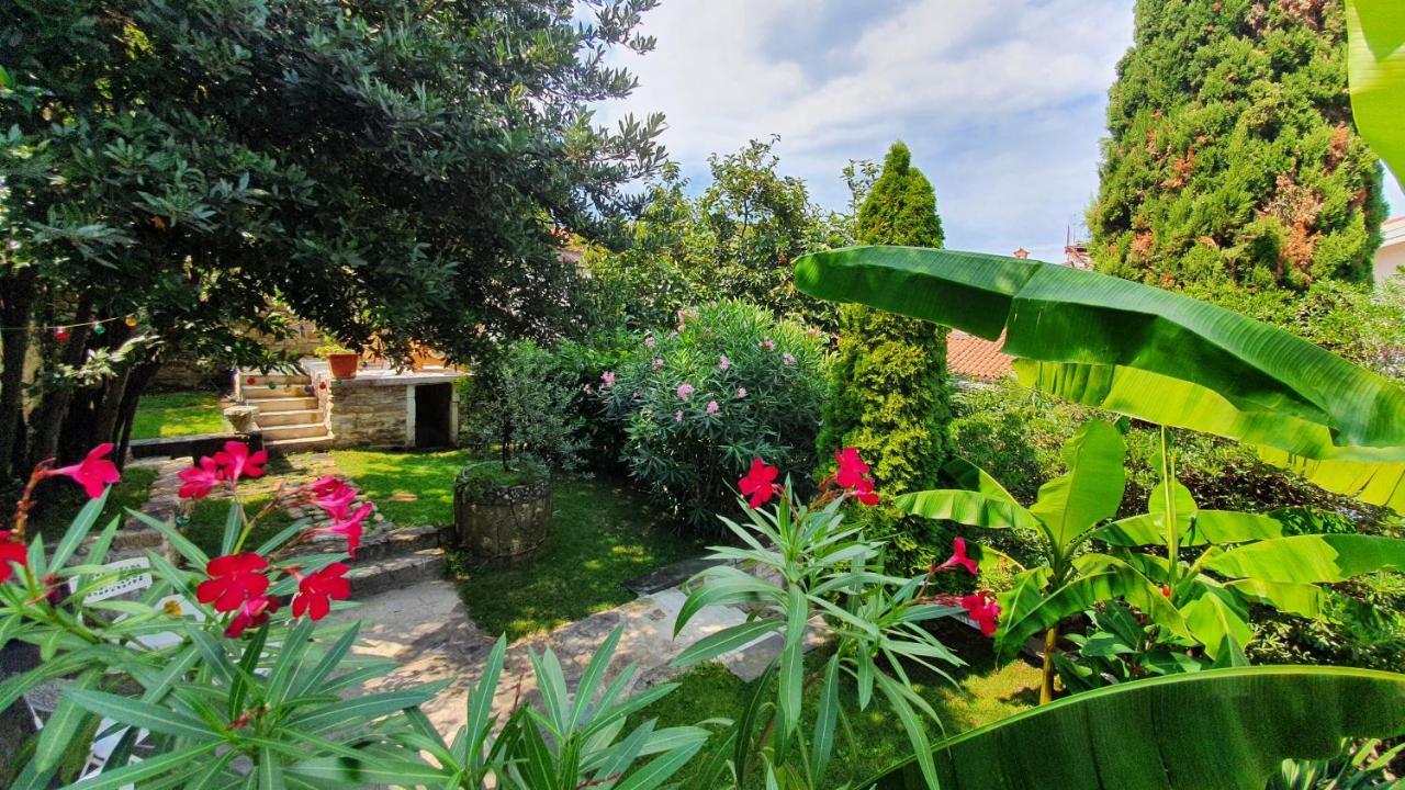 דירות Secret Garden Of פיראן מראה חיצוני תמונה