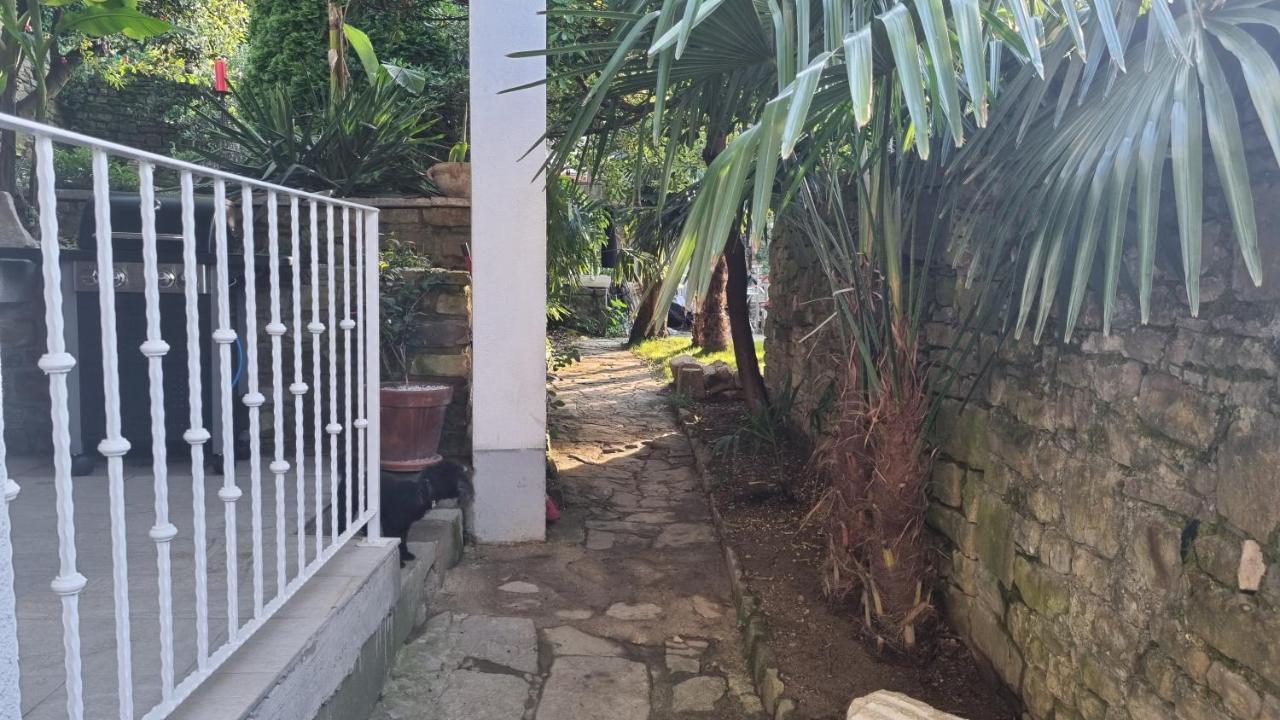 דירות Secret Garden Of פיראן מראה חיצוני תמונה